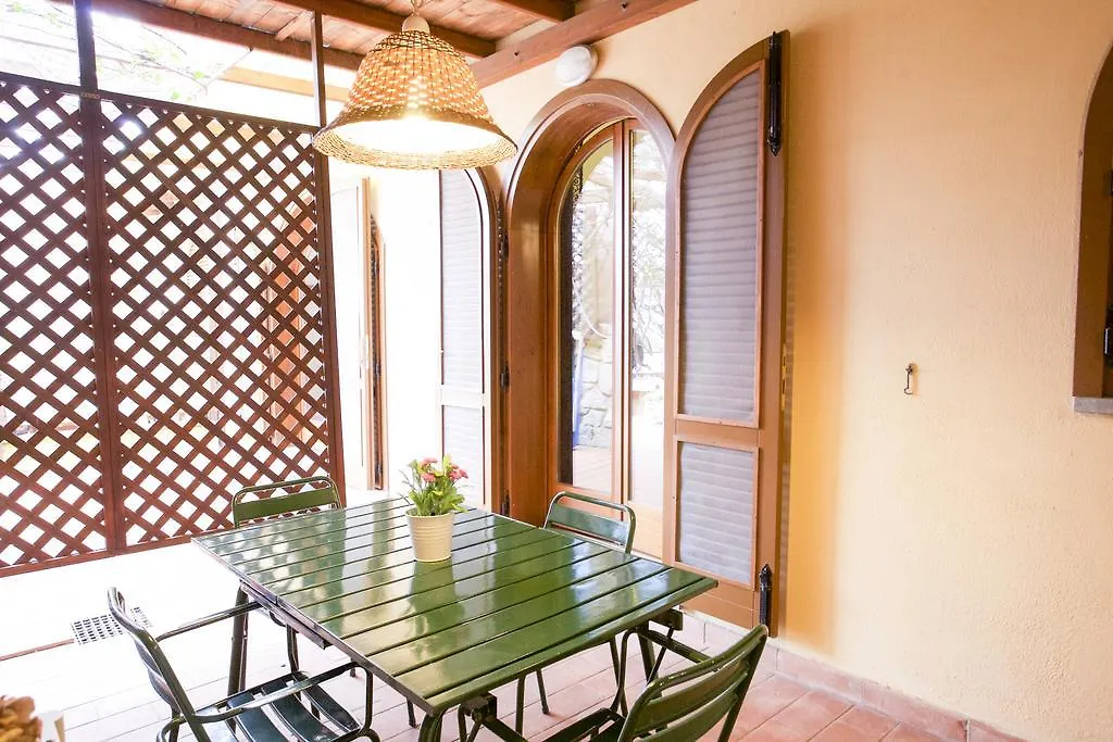 Apartment Appartamenti La Paolina